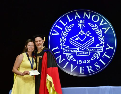 Kristi receiving the Rosalind Franklin Medallion of Excellence